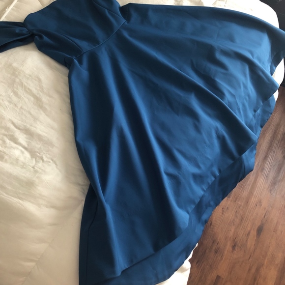 Formal Dress - Picture 2 of 7